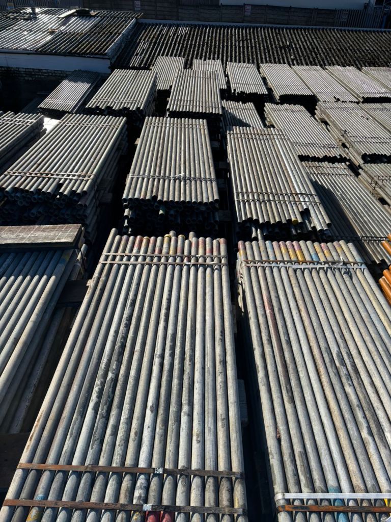 Used Scaffolding Tube + Fittings